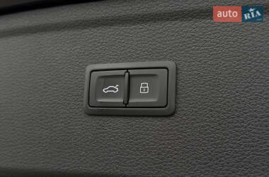 Позашляховик / Кросовер Audi Q5 2017 в 