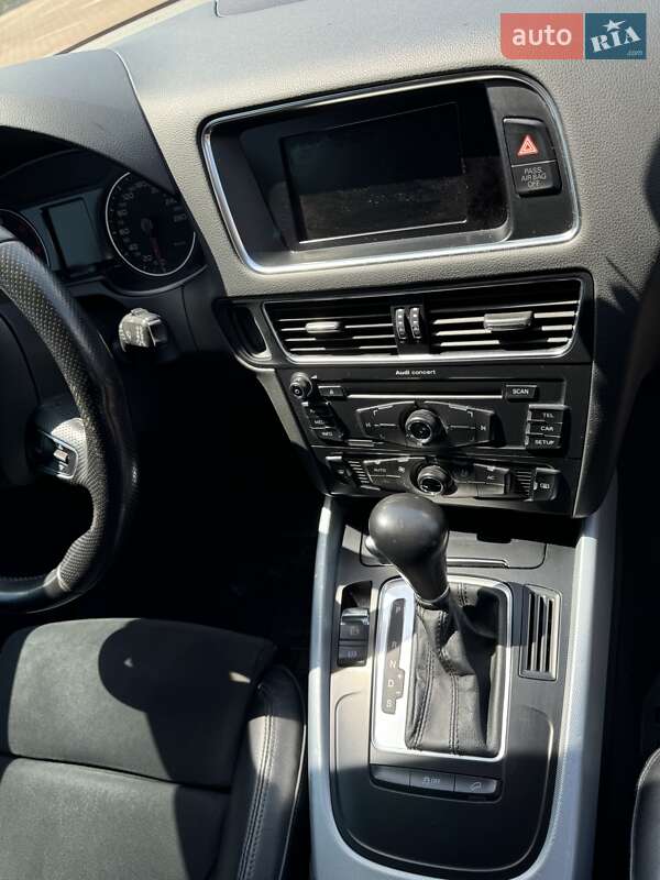 Позашляховик / Кросовер Audi Q5 2012 в Житомирі