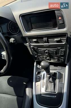 Внедорожник / Кроссовер Audi Q5 2012 в 