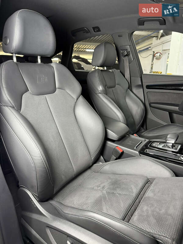 Внедорожник / Кроссовер Audi Q5 2021 в Одессе
