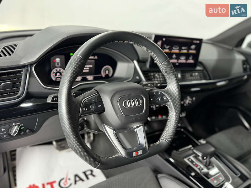 Внедорожник / Кроссовер Audi Q5 2021 в Одессе
