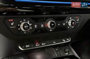 Внедорожник / Кроссовер Audi Q5 2021 в 