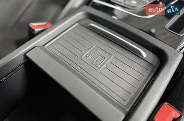Внедорожник / Кроссовер Audi Q5 2021 в 