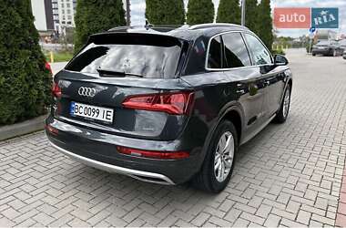Внедорожник / Кроссовер Audi Q5 2019 в 