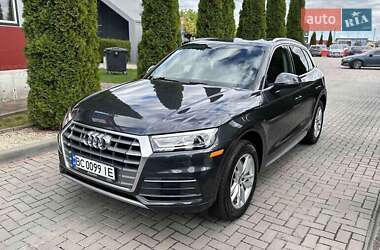 Внедорожник / Кроссовер Audi Q5 2019 в 