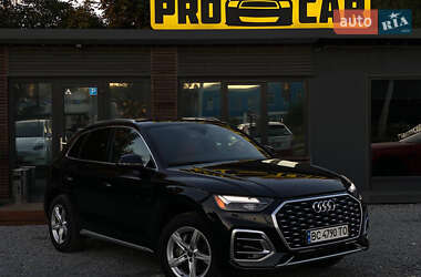 Внедорожник / Кроссовер Audi Q5 2021 в 