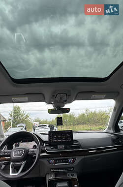 Внедорожник / Кроссовер Audi Q5 2022 в 