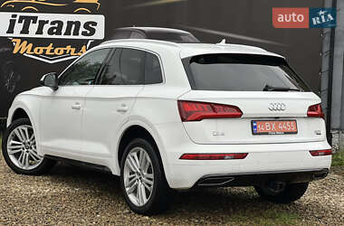 Позашляховик / Кросовер Audi Q5 2017 в 