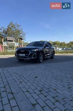 Позашляховик / Кросовер Audi Q5 2021 в Рівному