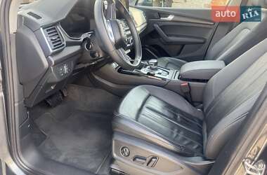 Позашляховик / Кросовер Audi Q5 2021 в 