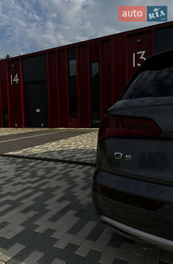 Внедорожник / Кроссовер Audi Q5 2018 в 