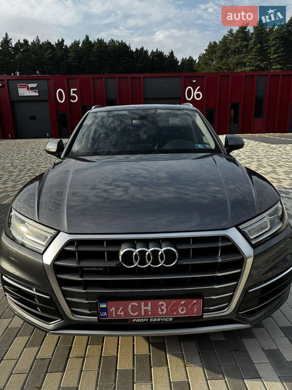 Позашляховик / Кросовер Audi Q5 2018 в Львові