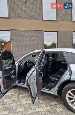 Позашляховик / Кросовер Audi Q5 2017 в 