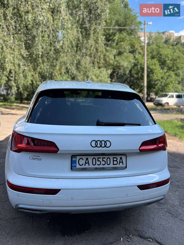 Позашляховик / Кросовер Audi Q5 2019 в Черкасах