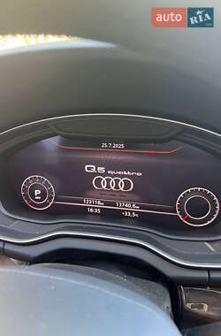 Внедорожник / Кроссовер Audi Q5 2019 в 