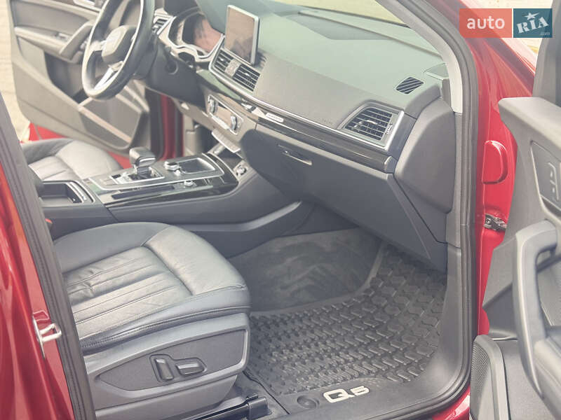 Внедорожник / Кроссовер Audi Q5 2018 в Львове