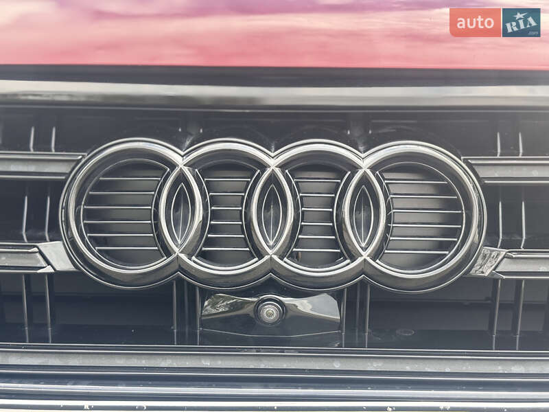 Внедорожник / Кроссовер Audi Q5 2018 в Львове
