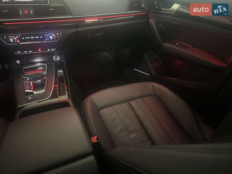 Внедорожник / Кроссовер Audi Q5 2018 в Львове