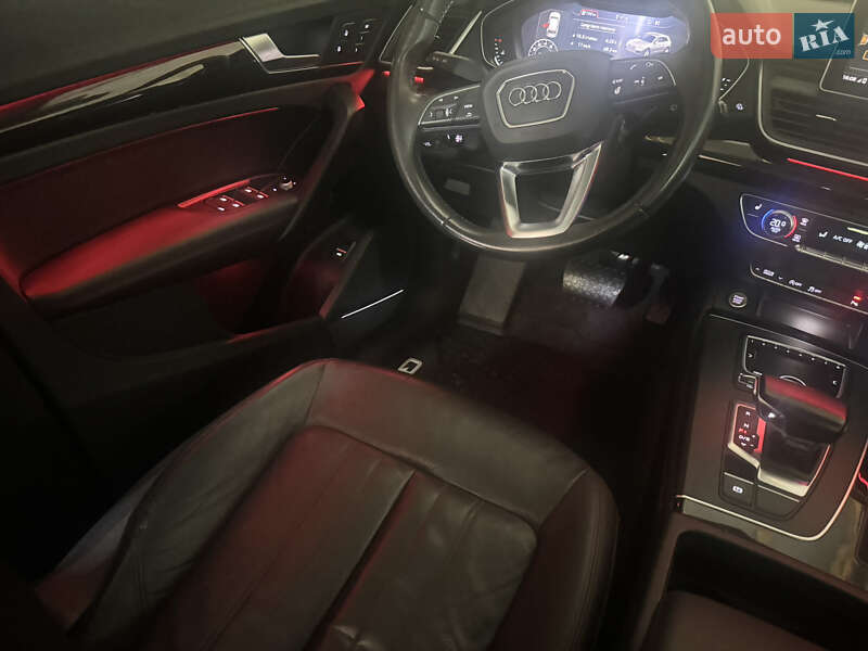 Внедорожник / Кроссовер Audi Q5 2018 в Львове