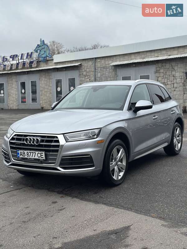 Внедорожник / Кроссовер Audi Q5 2017 в Виннице