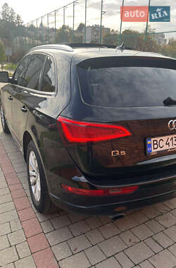 Внедорожник / Кроссовер Audi Q5 2012 в 