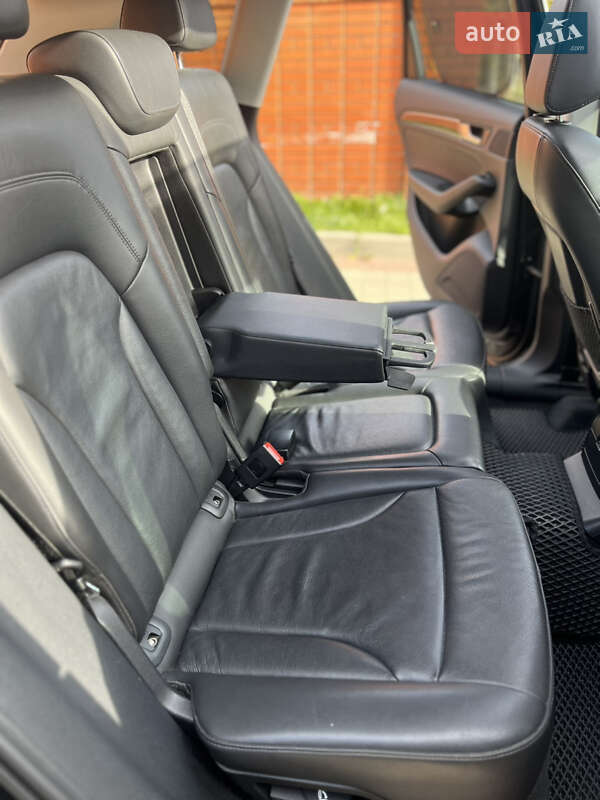 Внедорожник / Кроссовер Audi Q5 2012 в Львове