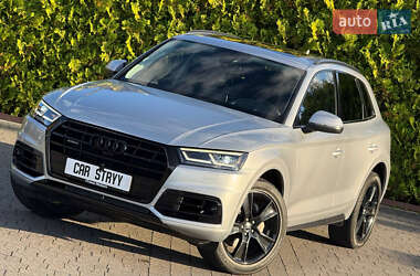 Позашляховик / Кросовер Audi Q5 2018 в 