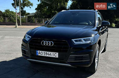 Позашляховик / Кросовер Audi Q5 2017 в Києві