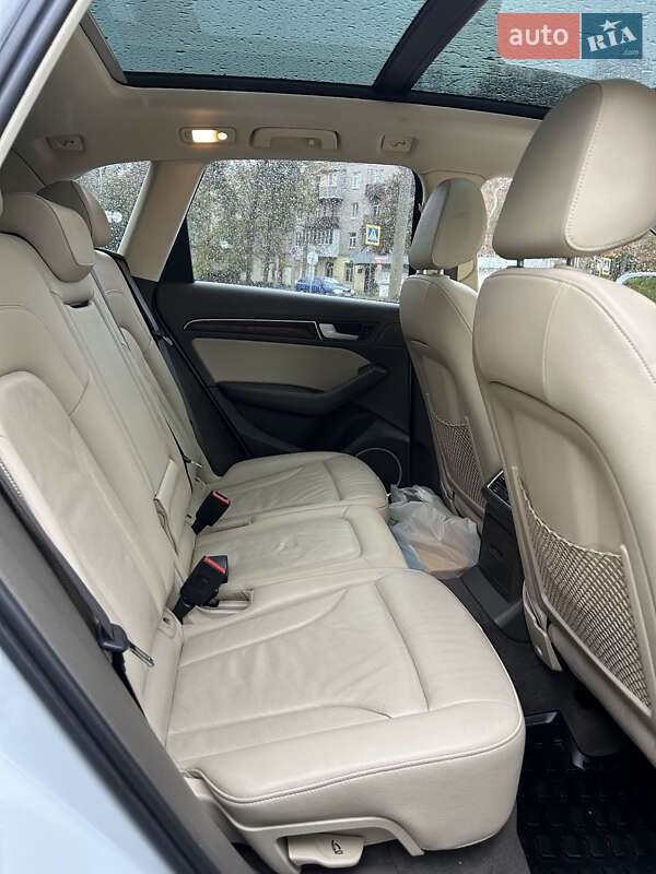 Внедорожник / Кроссовер Audi Q5 2014 в Харькове