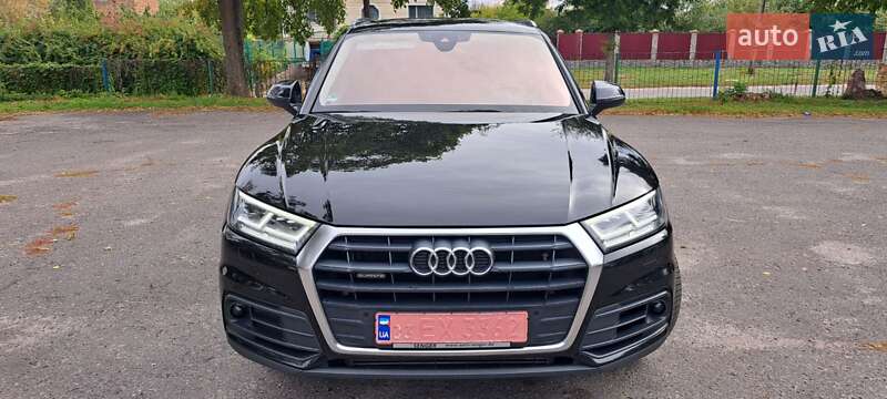 Внедорожник / Кроссовер Audi Q5 2020 в Полтаве