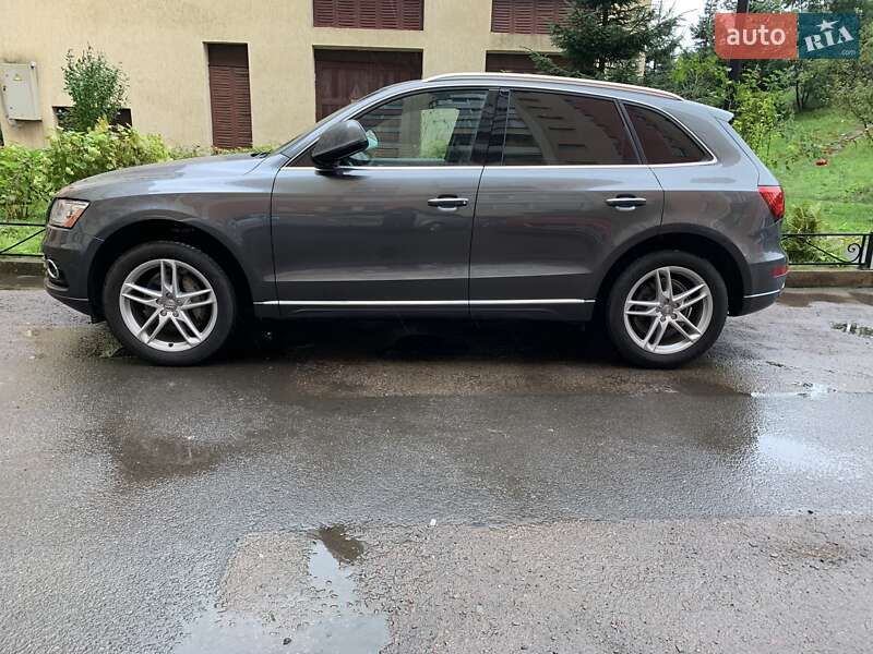 Позашляховик / Кросовер Audi Q5 2016 в Львові