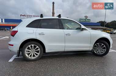 Внедорожник / Кроссовер Audi Q5 2015 в 