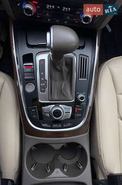Внедорожник / Кроссовер Audi Q5 2015 в 