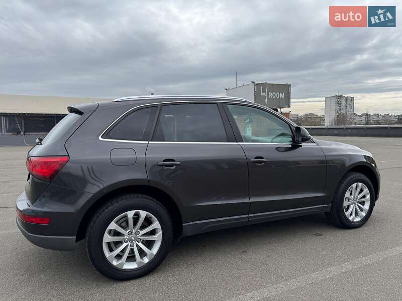 Позашляховик / Кросовер Audi Q5 2014 в Києві