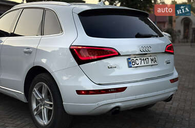 Позашляховик / Кросовер Audi Q5 2016 в 