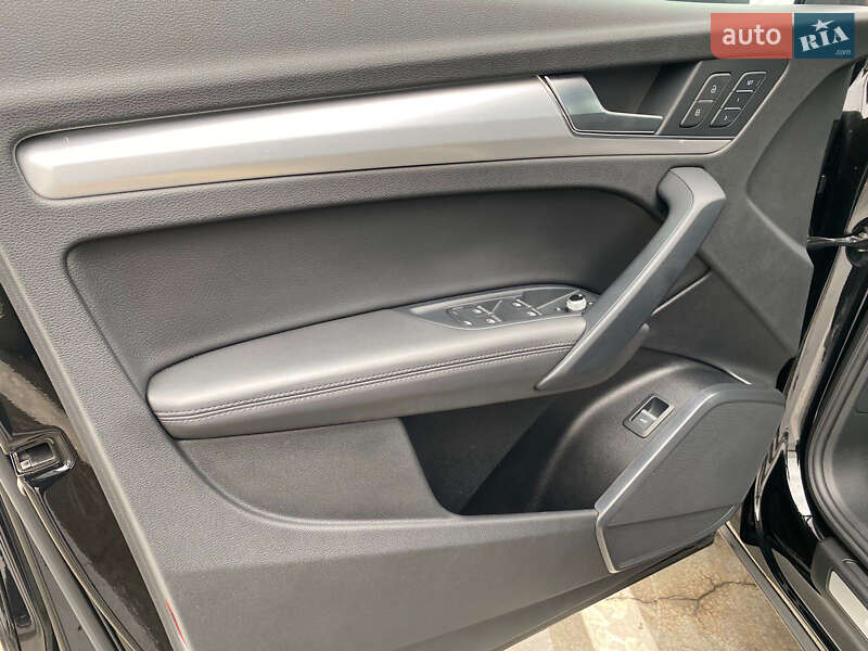 Внедорожник / Кроссовер Audi Q5 2020 в Киеве фото 43 Внедорожник / Кроссовер Audi Q5 2020 в Киеве