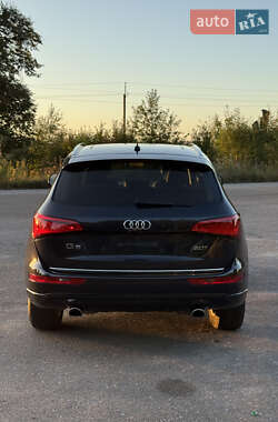 Внедорожник / Кроссовер Audi Q5 2015 в 