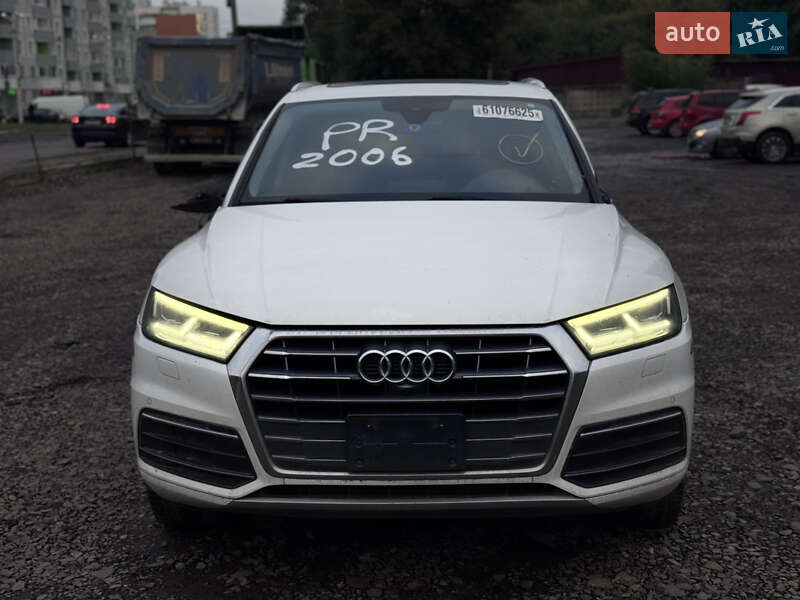 Позашляховик / Кросовер Audi Q5 2018 в Львові