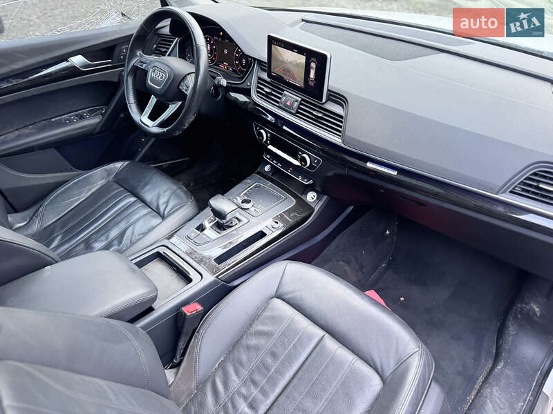 Позашляховик / Кросовер Audi Q5 2018 в Львові