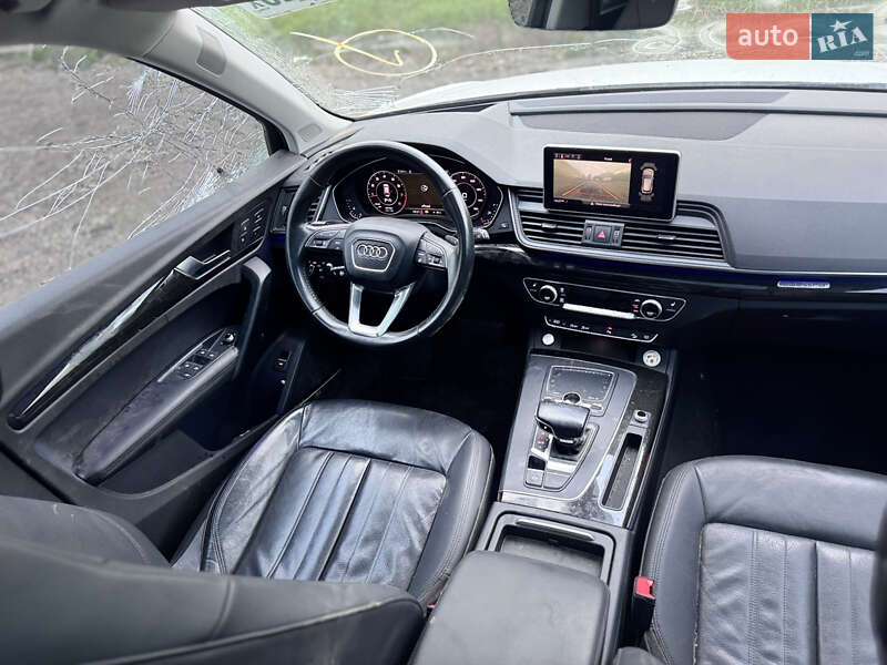 Позашляховик / Кросовер Audi Q5 2018 в Львові