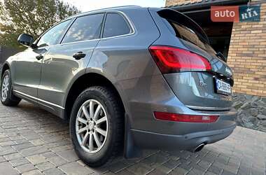 Позашляховик / Кросовер Audi Q5 2015 в 