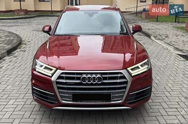 Позашляховик / Кросовер Audi Q5 2017 в 
