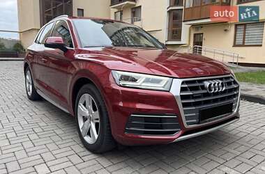 Позашляховик / Кросовер Audi Q5 2017 в 