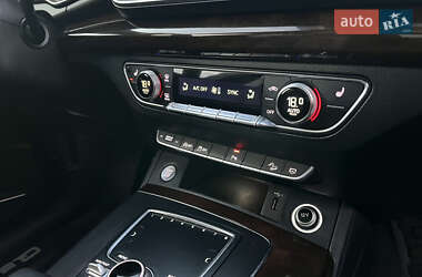 Внедорожник / Кроссовер Audi Q5 2019 в 