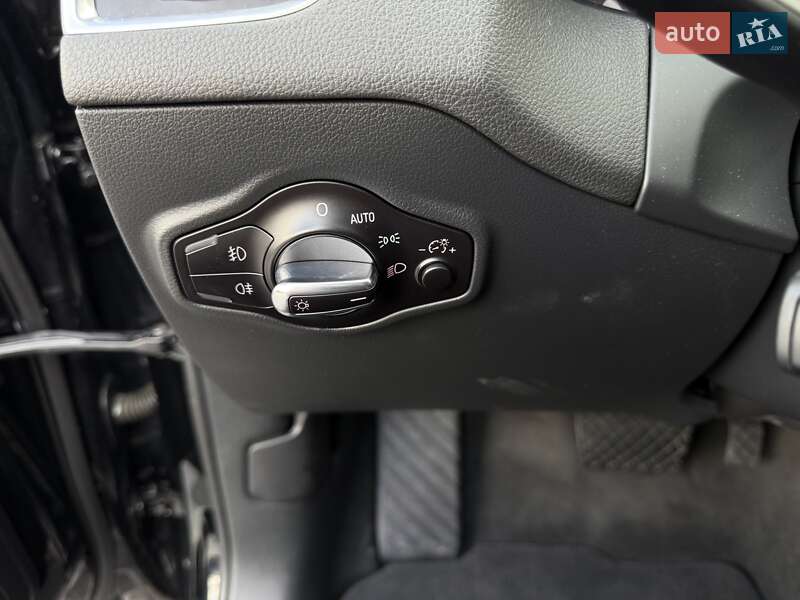 Позашляховик / Кросовер Audi Q5 2015 в Львові