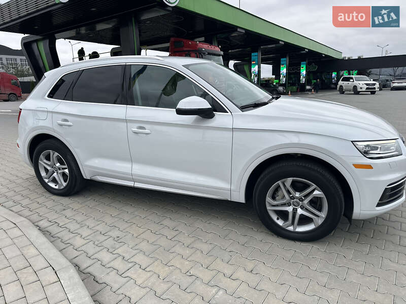 Внедорожник / Кроссовер Audi Q5 2019 в Тернополе фото 4 Внедорожник / Кроссовер Audi Q5 2019 в Тернополе