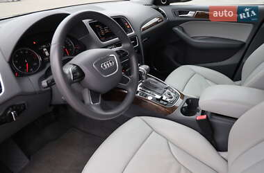 Внедорожник / Кроссовер Audi Q5 2014 в 