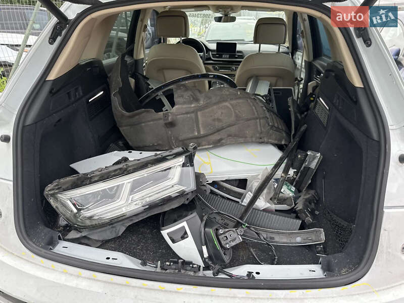 Внедорожник / Кроссовер Audi Q5 2019 в Тернополе фото 30 Внедорожник / Кроссовер Audi Q5 2019 в Тернополе