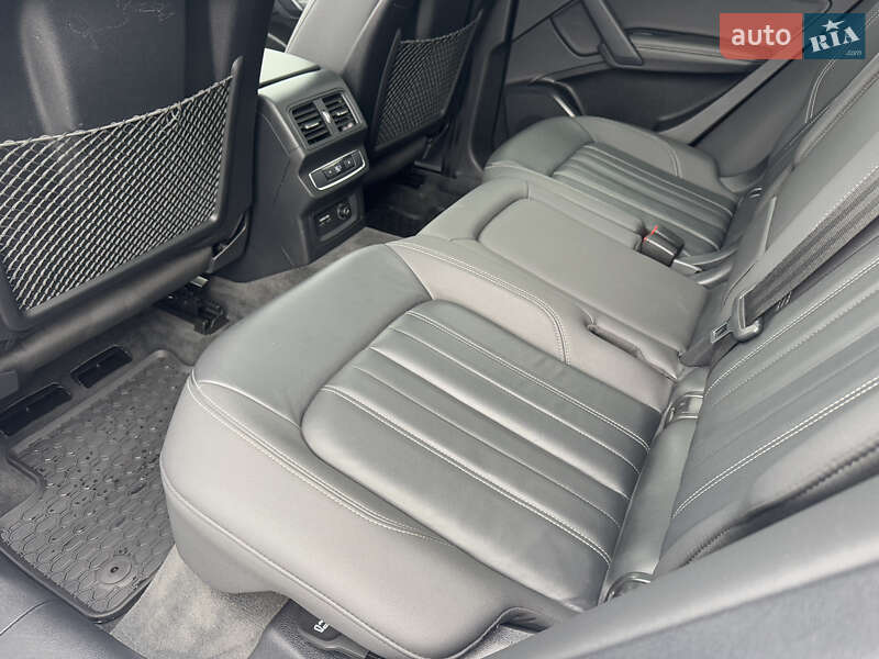 Внедорожник / Кроссовер Audi Q5 2020 в Стрые