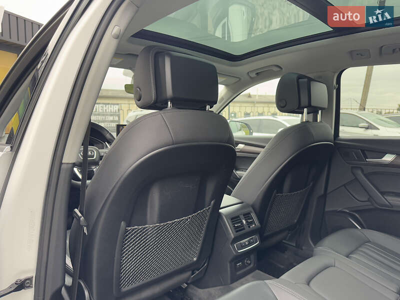 Внедорожник / Кроссовер Audi Q5 2020 в Стрые